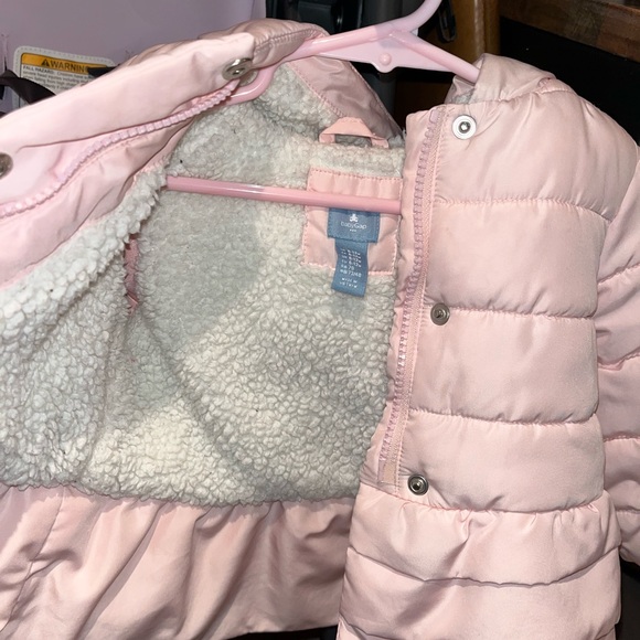 Baby gap girls 6-12 months winter coat - Picture 3 of 5